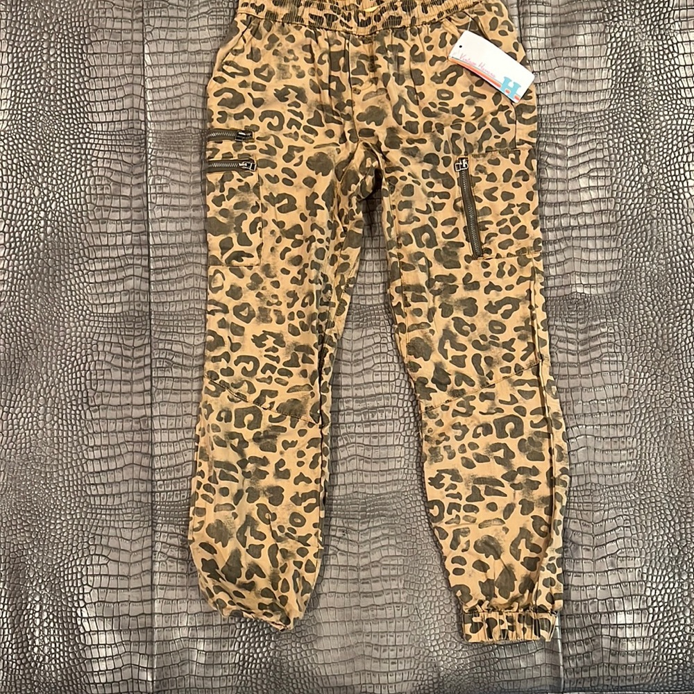 Girls joggers